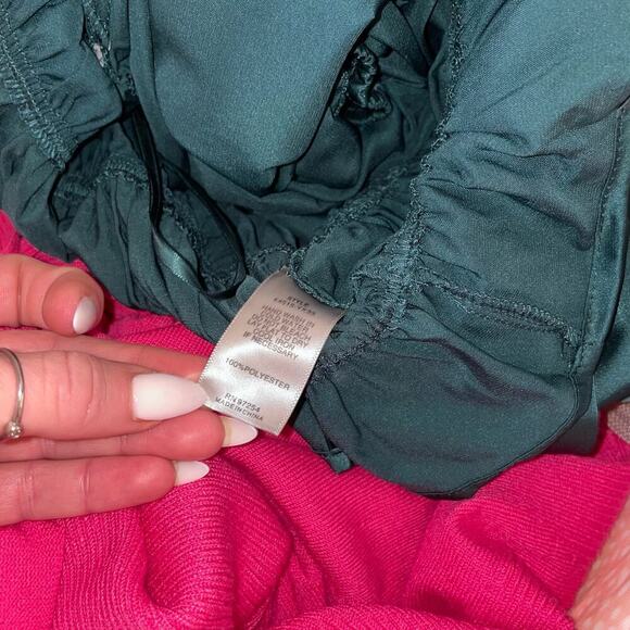 E.L.H. Studio black dress mini V-neck Satin V-neck beaded edge mini body-con SM - Picture 12 of 12